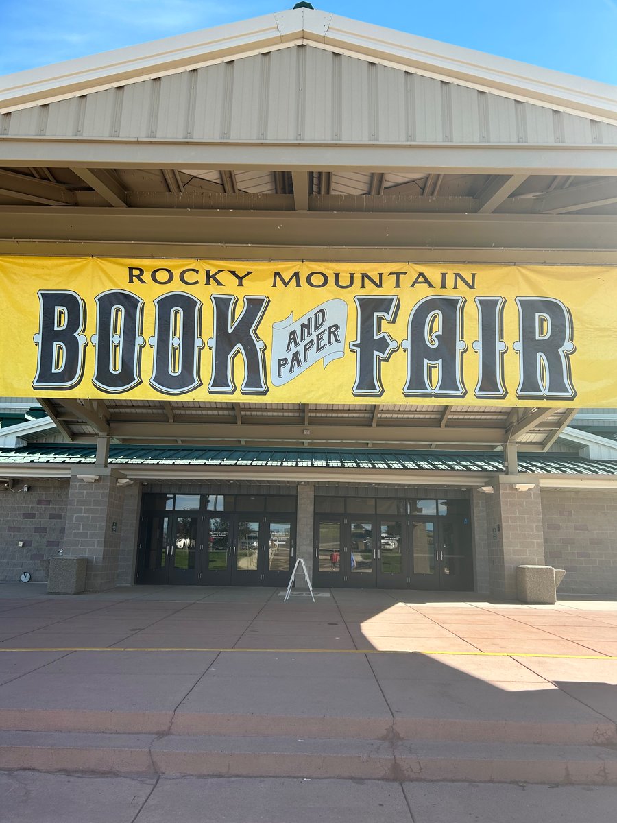 I went to a rare and used book fair today and almost cried at all the glorious books I wanted until my credit card told me to step away before someone got hurt. 📚
