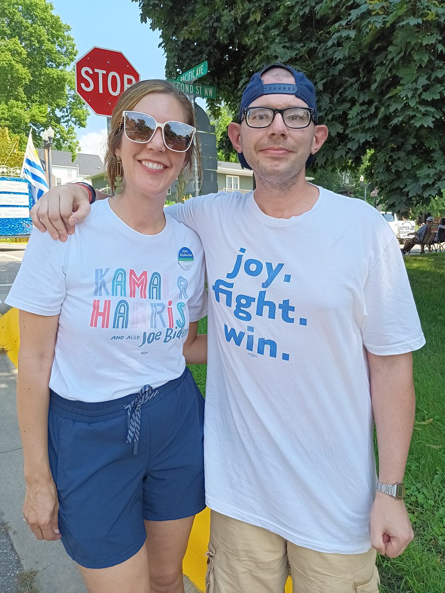 philnevergiveup's tweet photo. With @karidorry at the ortonville parade today as part of the @MinnesotaDFL. We're fired up and ready to go for @KamalaHarris @Tim_Walz and our local candidates
#politicsofjoy
#JoyfulWarriors
#HarrisWalz2024
#VoteBlue
#VoteBlue2024 https://t.co/77Z6kNnmOo