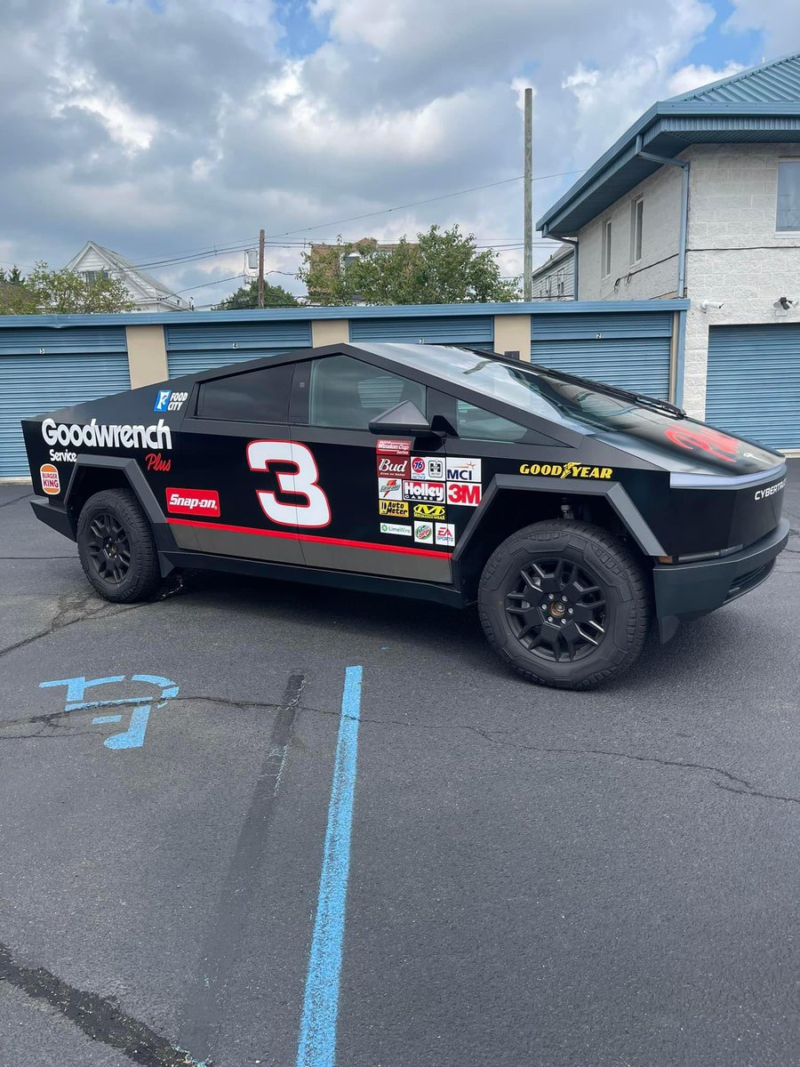 greggertruck's tweet photo. Dale Earnhardt themed Cybertruck
https://t.co/nJDmhDsVJE in New Jersey https://t.co/6r1A2HhlKx