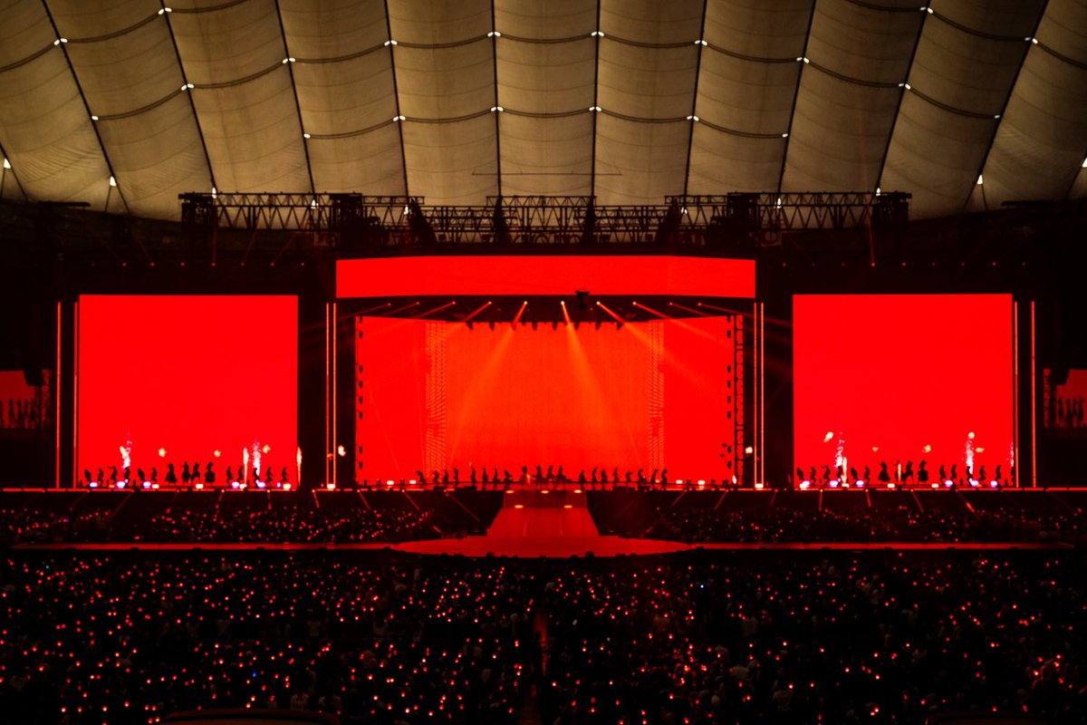SMTOWN tweet media
