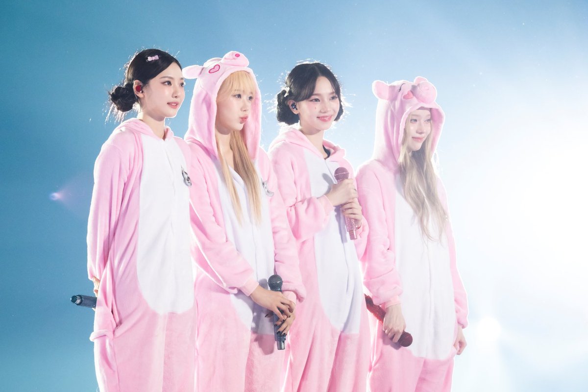 SMTOWN tweet media