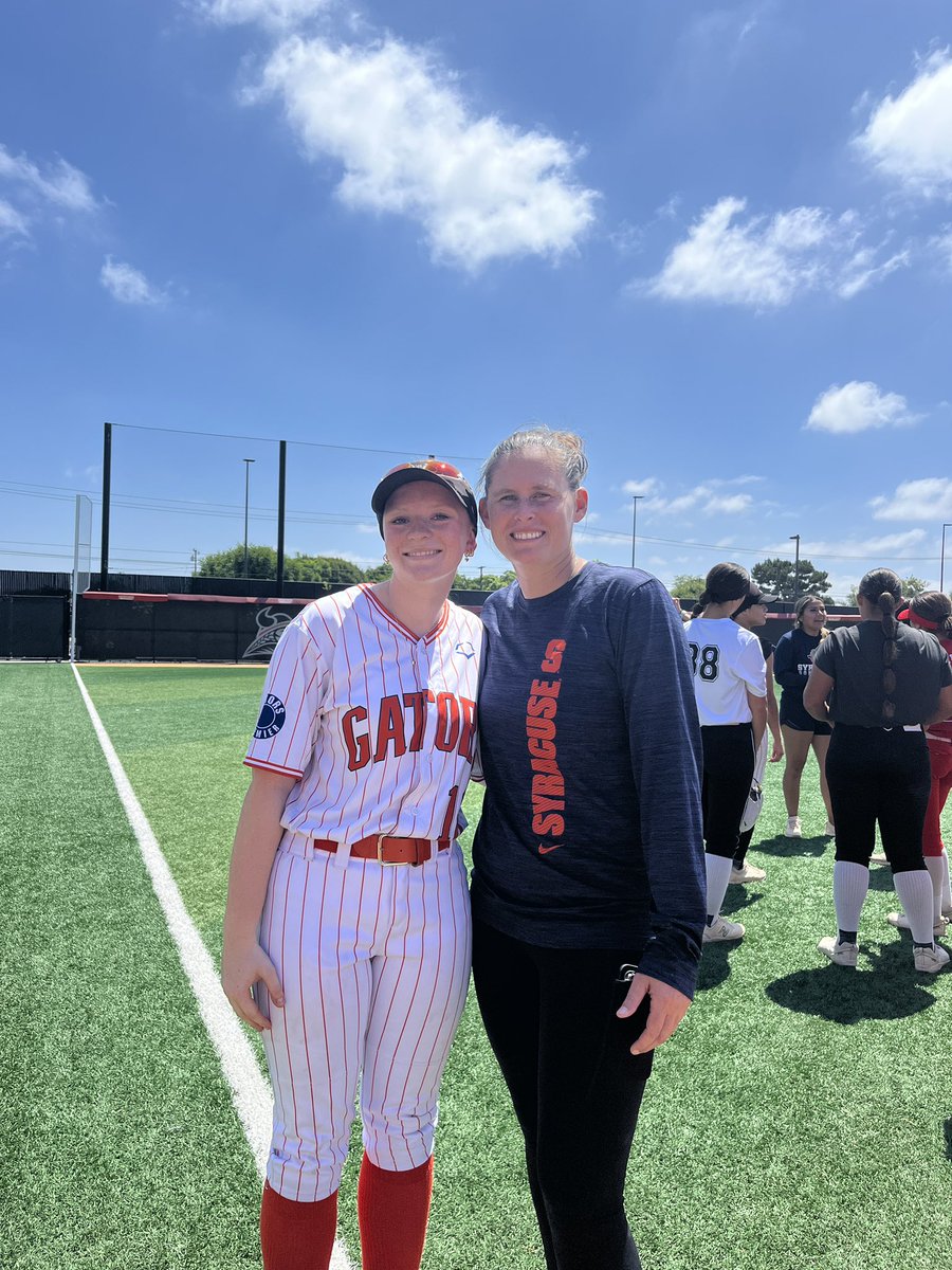 EmmaBadowski's tweet photo. Thank you to @sdoepking11 and her players for hosting the prospect camp! I’m so excited the for the new opportunities AZ will give me! Thank you to my parents for helping me through this new experience! https://t.co/FlYIMZn2wL