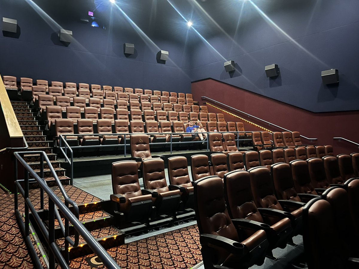 Alexandria13abc's tweet photo. Accidental private showing? 🍿🎬
What’s your go to movie concession? 🥤
#dispicableme4 https://t.co/LUXteKSJZh