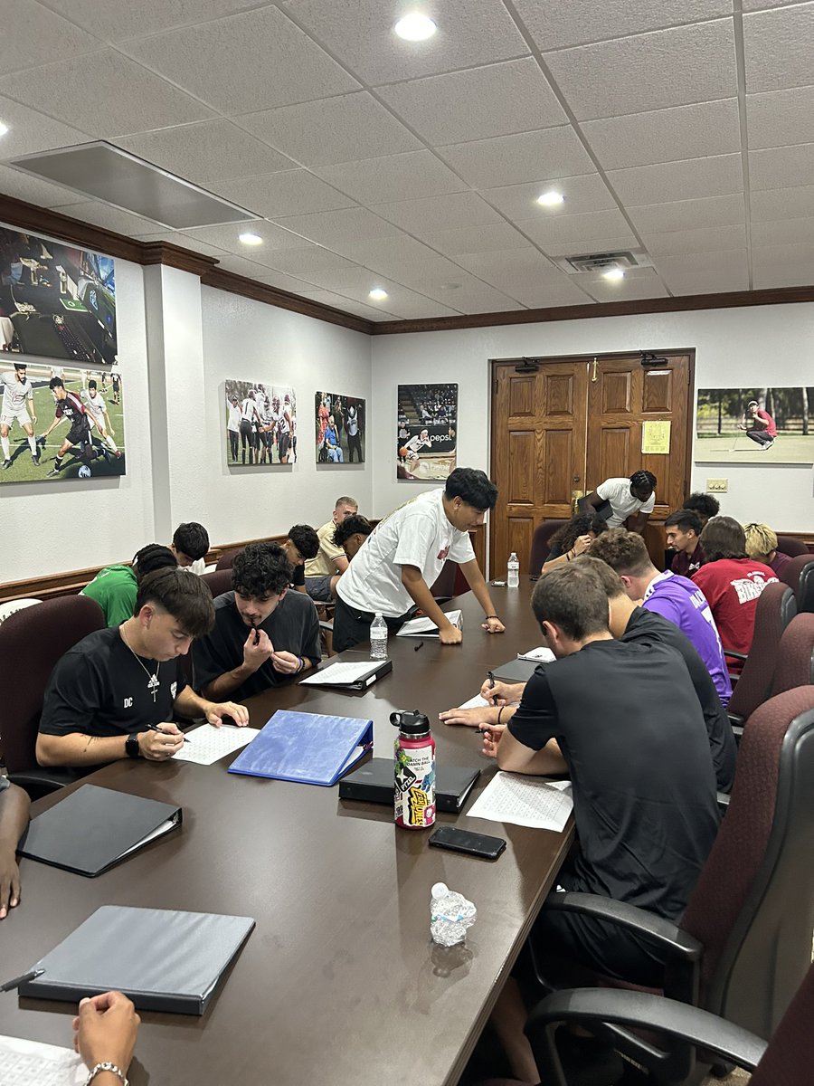 McMurrySoccer's tweet image. Great Sunday of Training, learning about the War Hawk Way, team dinner and a hangout! Thank you to the Wilson’s for having us out!