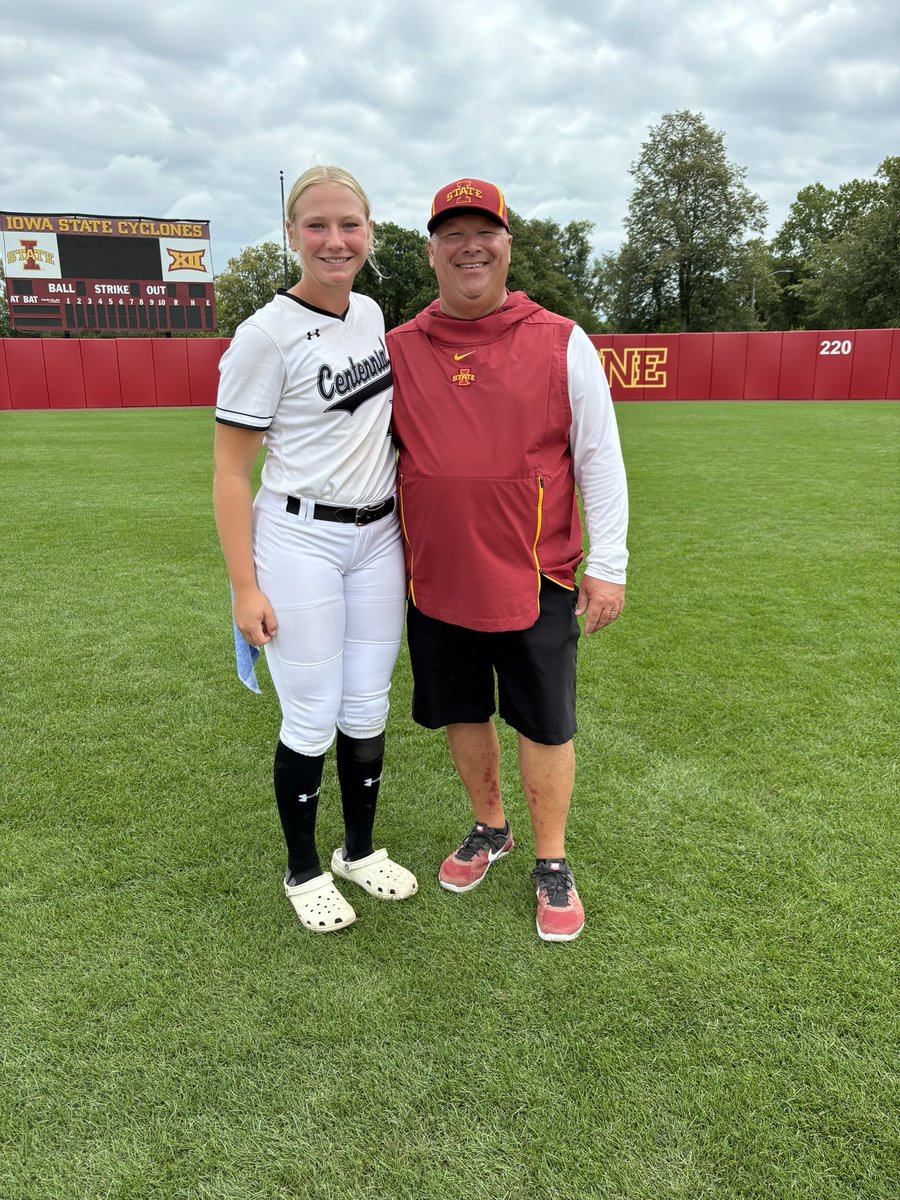 Mady Ott tweet media