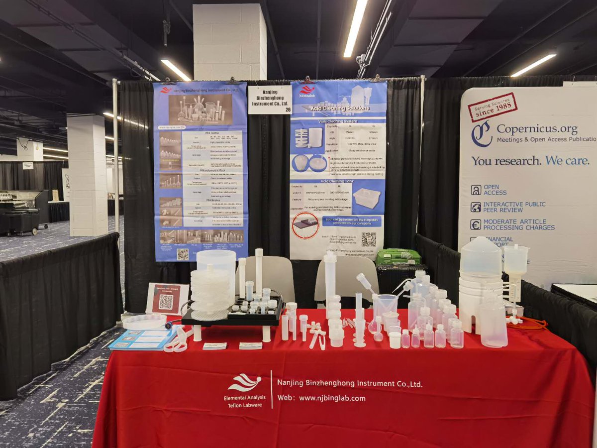 Claire_WM3's tweet photo. Welcome to #goldschmidt2024  #Geochemistry #Isotopeanalysis #BackToSchool #NJbinglab
Booth: 26  Follow us! https://t.co/EtxFFV3etm