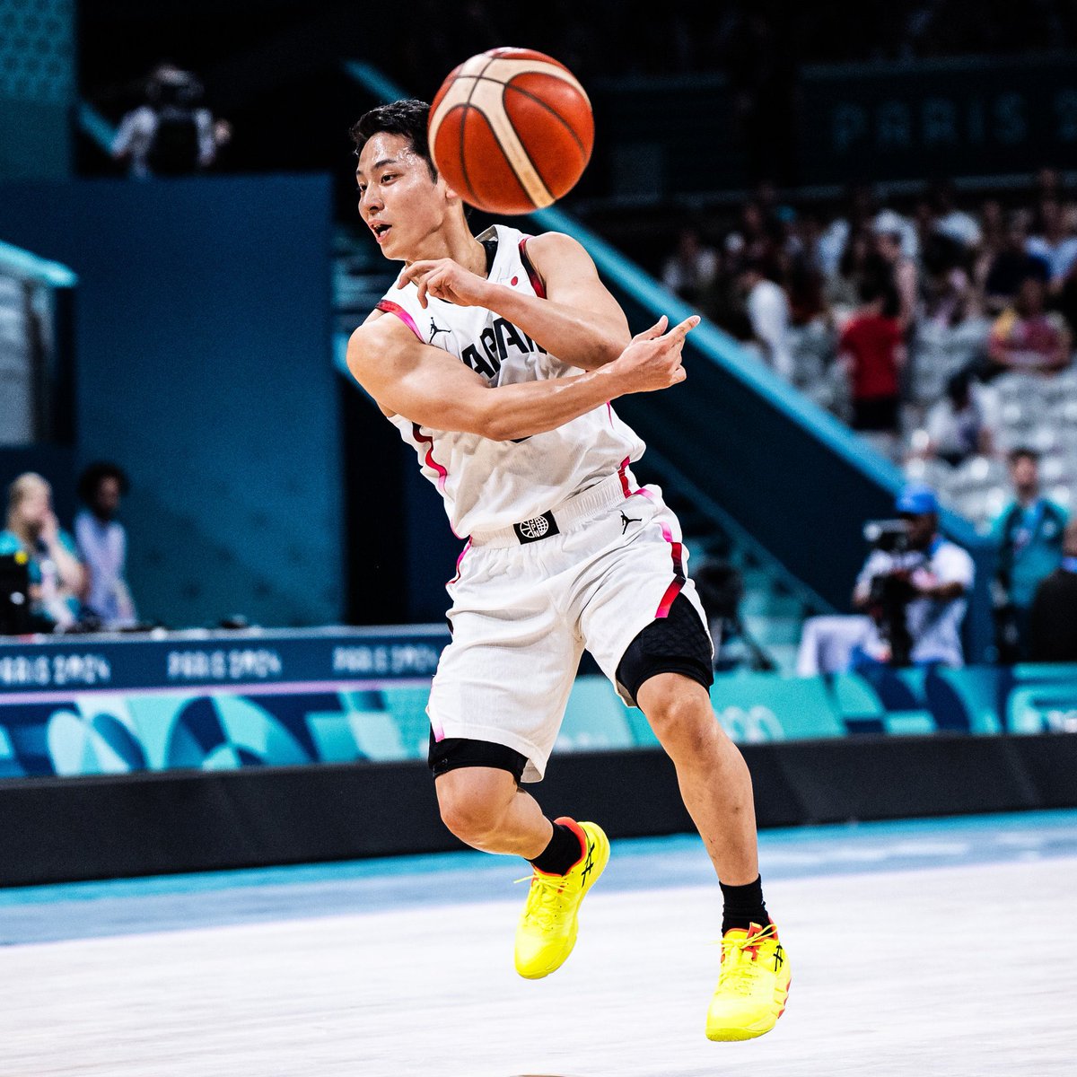 nba_room_a's tweet photo. 代表活動で活躍した選手たちがパリ五輪後、続々とNBAと契約

ヤブセレ➡️シクサーズ
ミルズ➡️ジャズ
JTソー➡️キャブス(2way)

次は河村勇輝がグリズリーズと2wayを結んで欲しい🙏
#NBA
#河村勇輝 https://t.co/5G4g9utfim