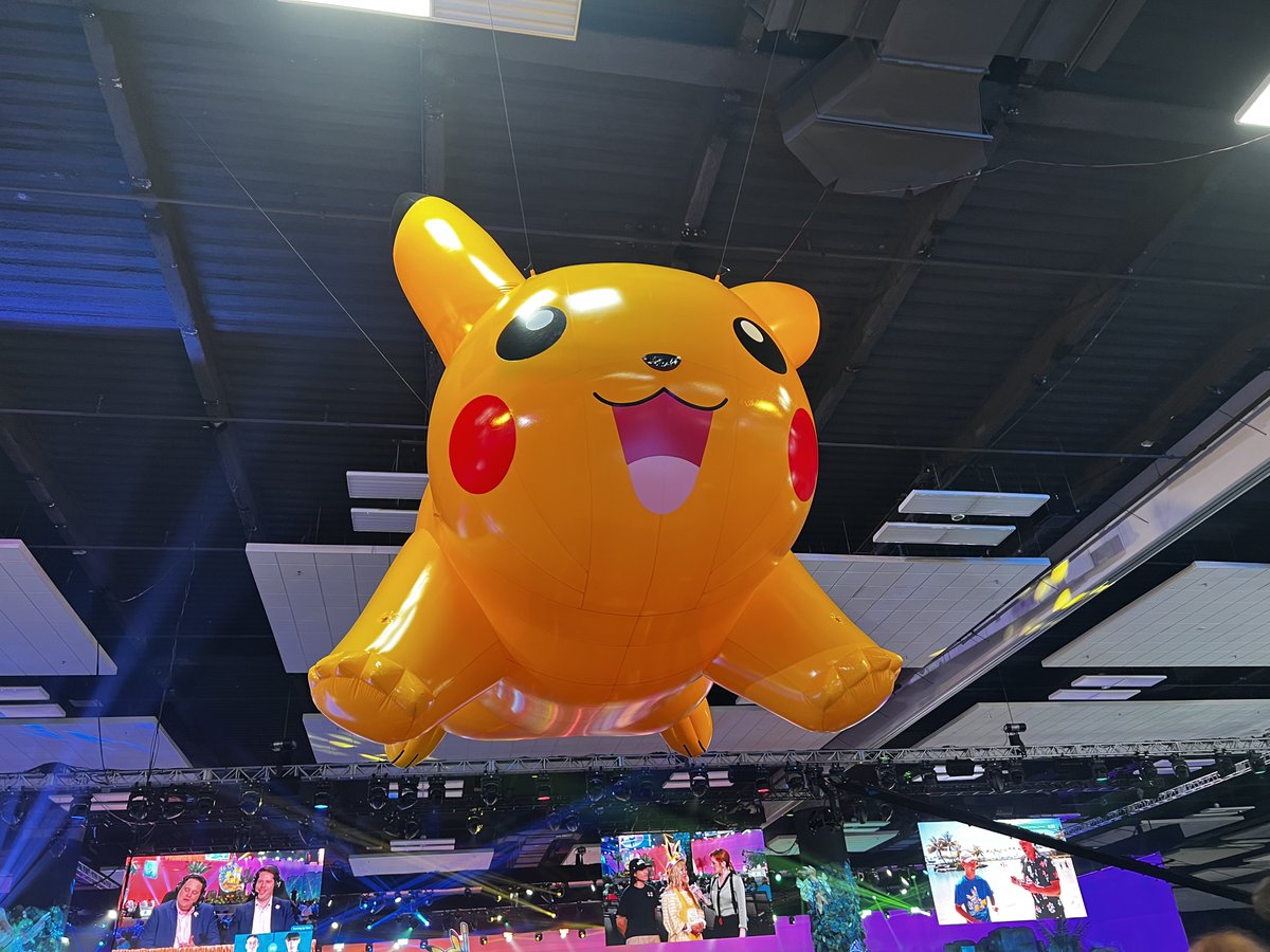 T9th at Worlds!?  Still lost for words.

Managed 18 straight wins before running out of steam against the maestro, <a href="/InadequancePOGO/">Martijn</a>. 

I'm super proud of how I played against the best of the best, and beyond grateful I had the chance to do this with friends by my side.