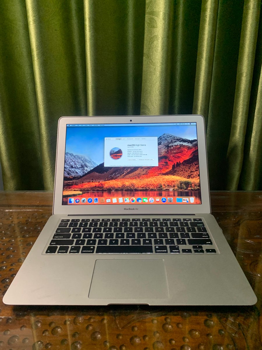 thew999rst's tweet image. #wtsmacbook #jualmacbook #juallaptop #forsalemacbook

dijual macbook air 2017
i5
8/128
fullset
barang mulus nominus
lokasi semarang