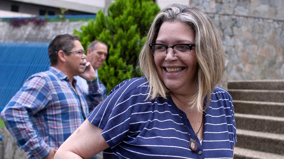 "La presa personal de Chávez" María Lourdes Afiuni una jueza que fue condenada torturada y abusada por el régimen de Chávez hasta casi la muerte

Abro hilo