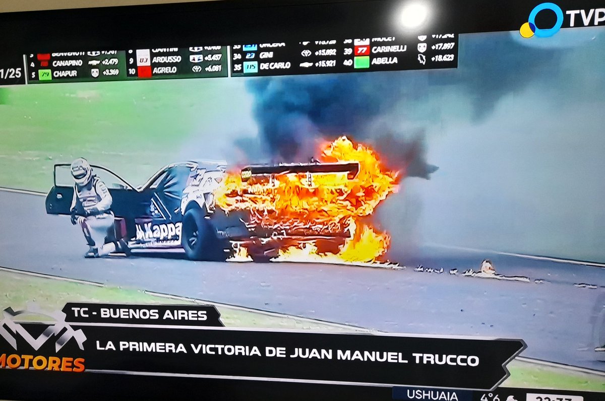 Mira <a href="/ElfantasmadelT3/">El fantasma del TC</a> , ahora en la tv pública. Ni los nombres buscan para escribir bien