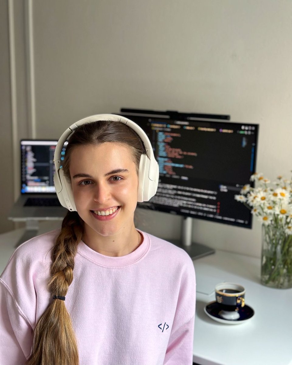 TOZO_OFFICIAL's tweet image. HT2: Your secret weapon for code crunching and killer playlists!
📷: @coding_oksana

#TOZO #HT2 #TOZOHT2 #TOZOColorYourSound #TOZOHT2SOUND #Code