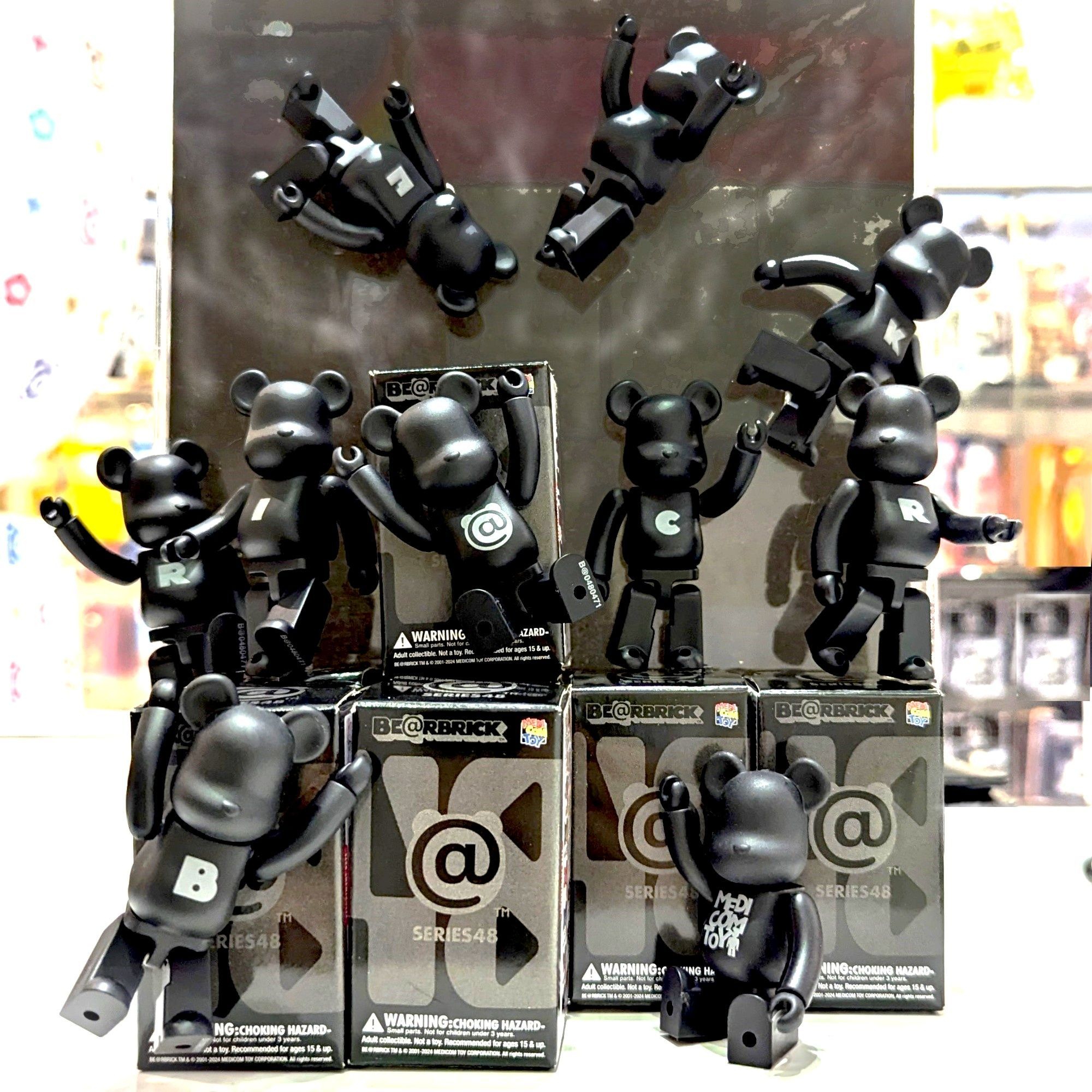 BE@RBRICK＊@＊ニセシリーズ＊KUBRICK＊ベアブリック＊２体 BE@RBRICK＊@＊ニセシリーズ＊KUBRICK＊ベアブリック＊2体 （BE