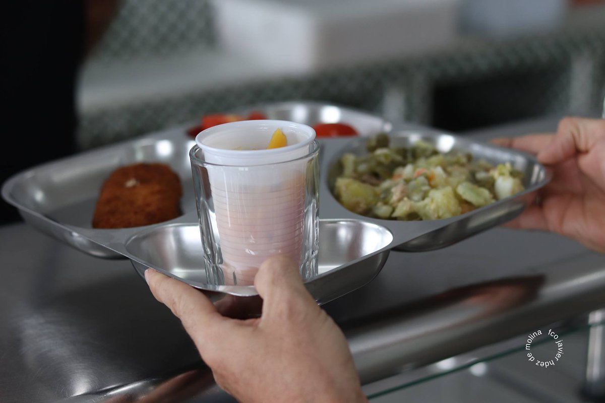 En el Comedor Santo Domingo, servimos más de 200 comidas diarias a quienes más lo necesitan. Nuestro trabajo depende del apoyo de socios comprometidos. ¡Hazte socio y forma parte del cambio de rumbo de la vida de muchas personas! comedorsantodomingo.org/como-puedes-ay…