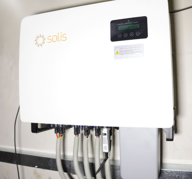 Solis_Inverters's tweet photo. #SolisCase in #Pakistan: Discover the cutting-edge 150 kW solar system in Lahore, Pakistan — harnessing the sun's power with efficiency! 🌞  

🔌 Powered by two top-tier 𝐒𝐨𝐥𝐢𝐬 𝟔𝟎𝐤𝐖 𝐢𝐧𝐯𝐞𝐫𝐭𝐞𝐫𝐬, this installation is a testament to durability and performance, optimizing energy conversion for maximum client savings. 🌱  

🙌 Thanks to @SolarFort for showcasing this project. Learn more about our sustainable energy solutions at [https://t.co/KqiCLy6y86].

Solis: The World's 3rd Largest PV Inverter Manufacturer  

#SolisInverter #SolarEnergy #EnergyTransition #Sustainability
