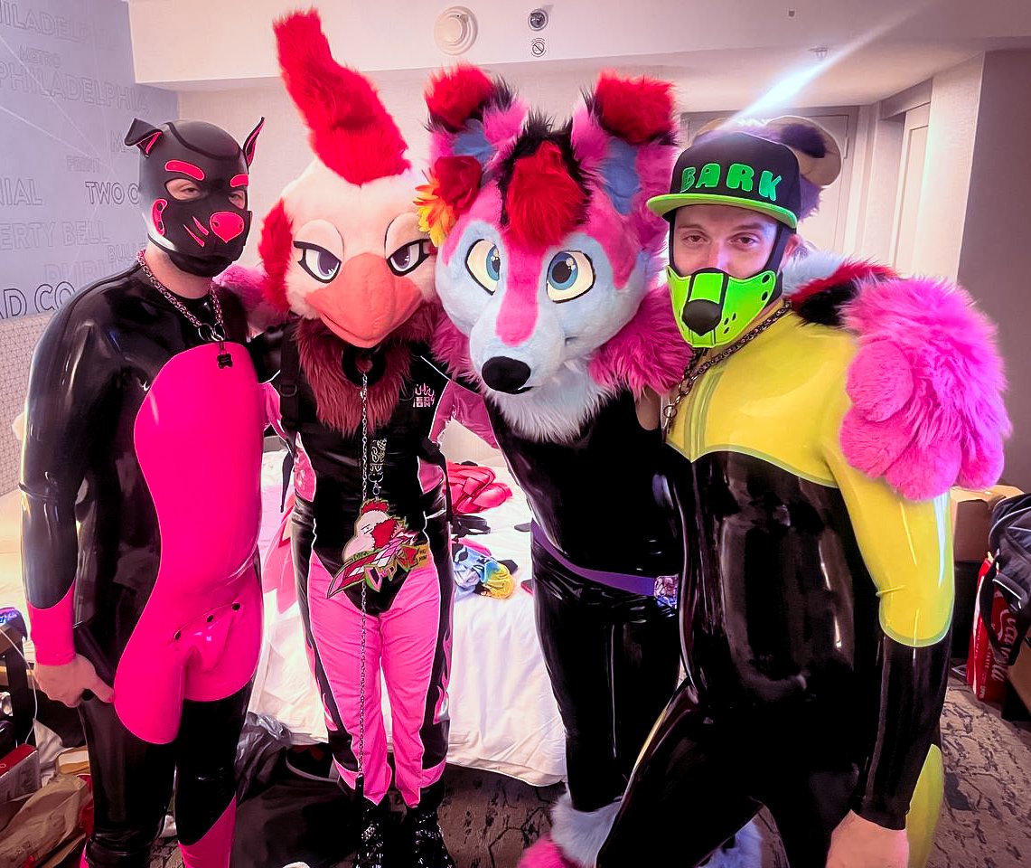 rated R cosplay 🔜 FWA ($5 OF) tweet media