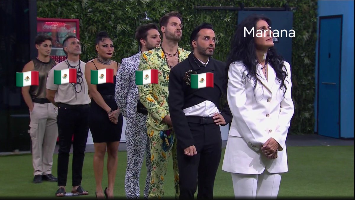 005HTL's tweet photo. México si pudiera posicionarse detrás de marrana  
#LaCasaDeLosFamososMx #LCDLFMX2 https://t.co/4bkuIoxHe2