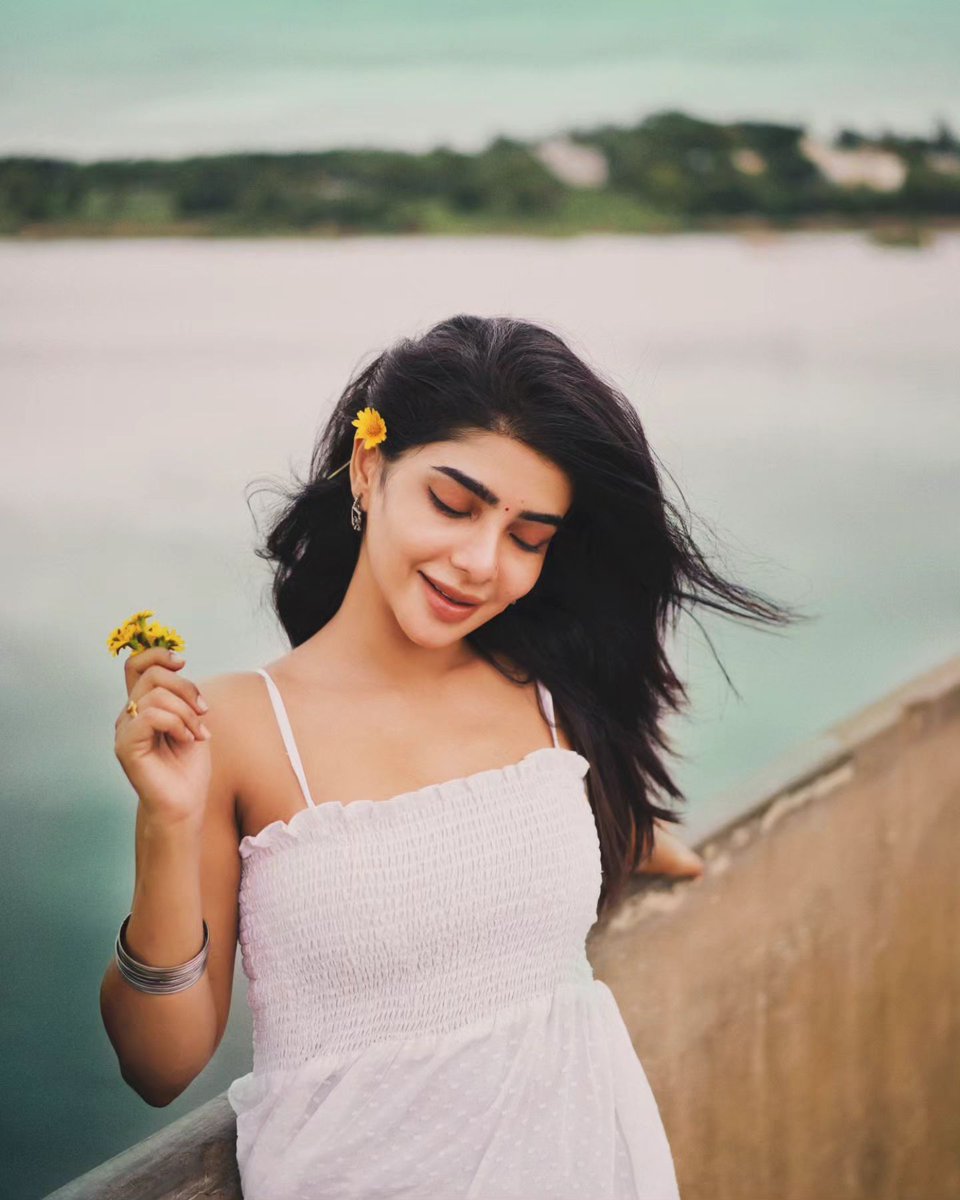 stargallery2020's tweet image. #PavithraLakshmi 🤍