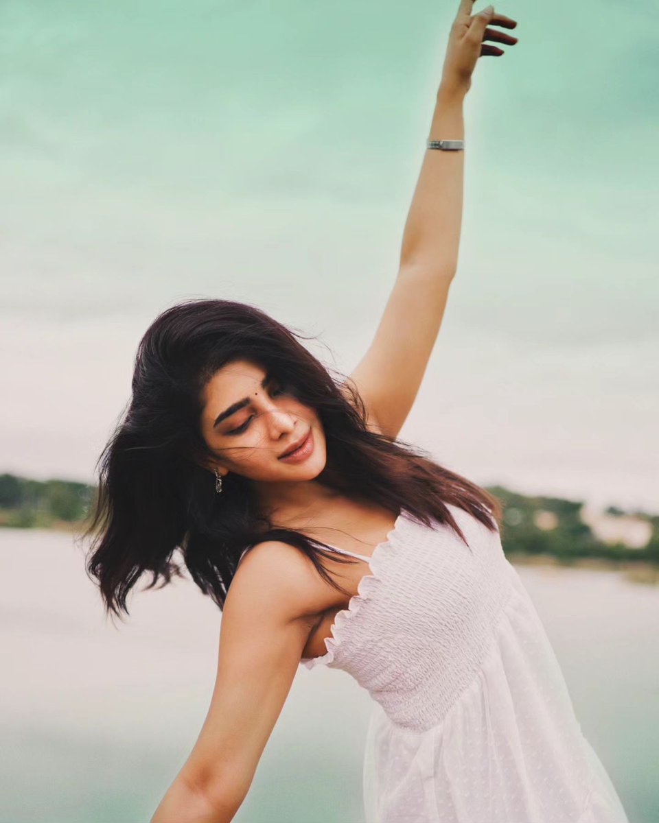 stargallery2020's tweet image. #PavithraLakshmi 🤍