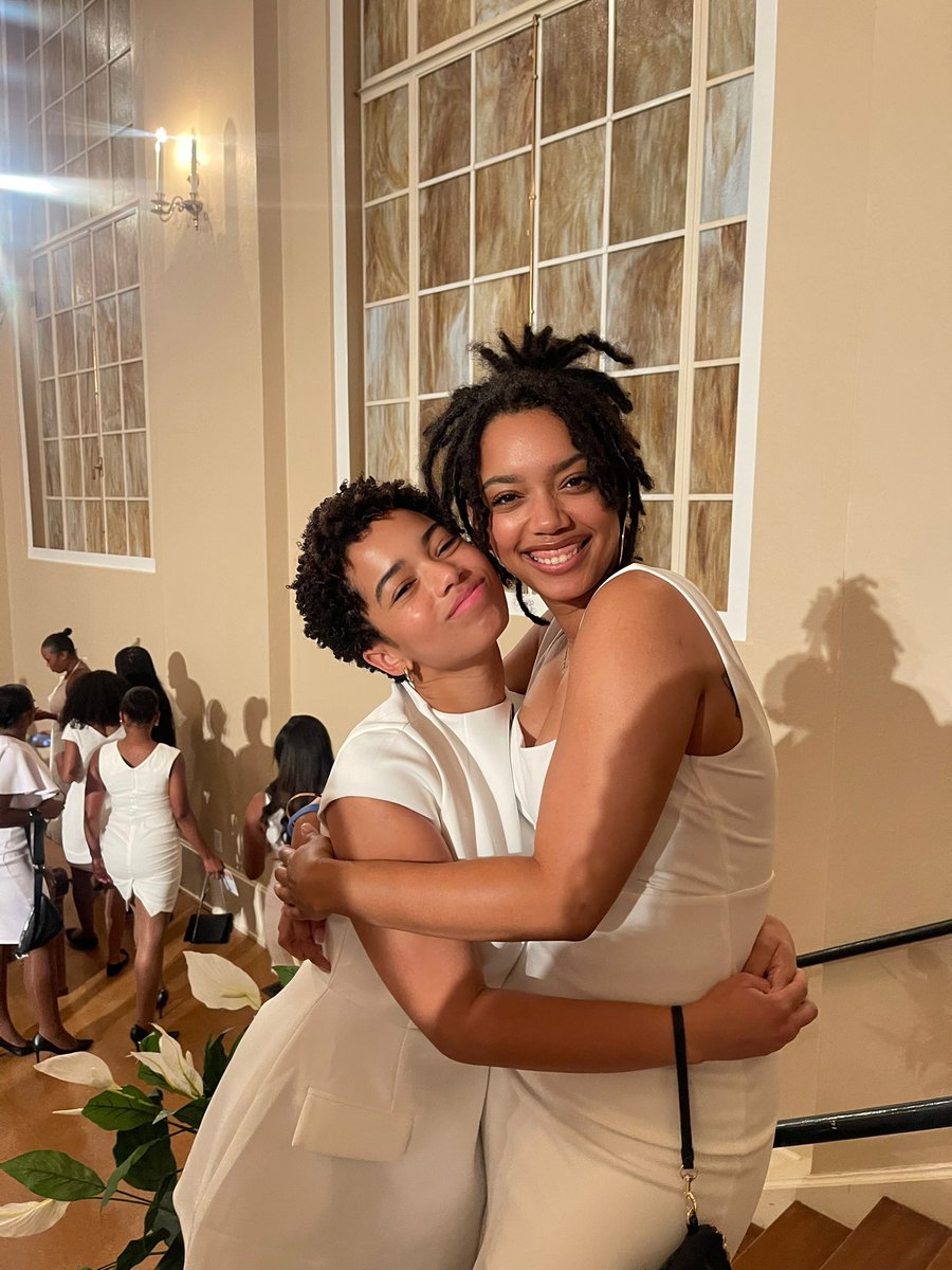 lifeas_jayla's tweet image. I wear many hats, but my favorite is big sister. #Spelman28