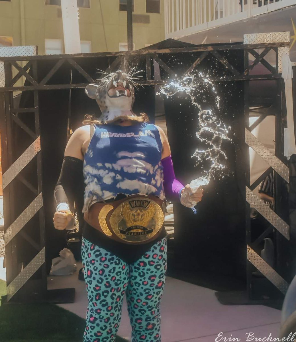 jaguarftf's tweet image. @WWCWReno Tacos,Tequila,Techno
#TagTeamChampion #JaguarMontoya brings the #AnimalHouseParty wherever he goes
#10ClawsDown #BipCityHunter #JamesGang
📸 @erin_bucknell