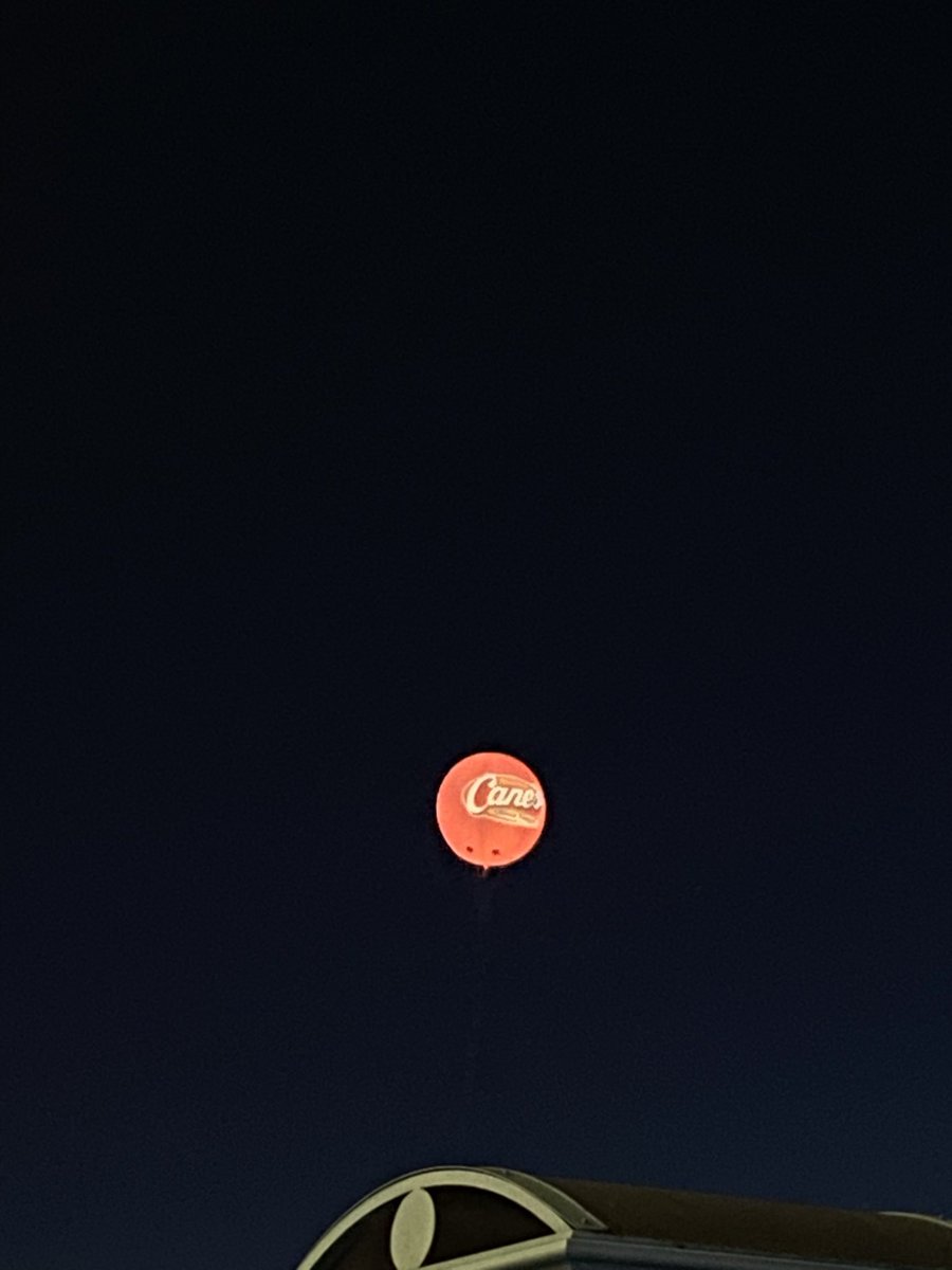 karolime_ tweet media