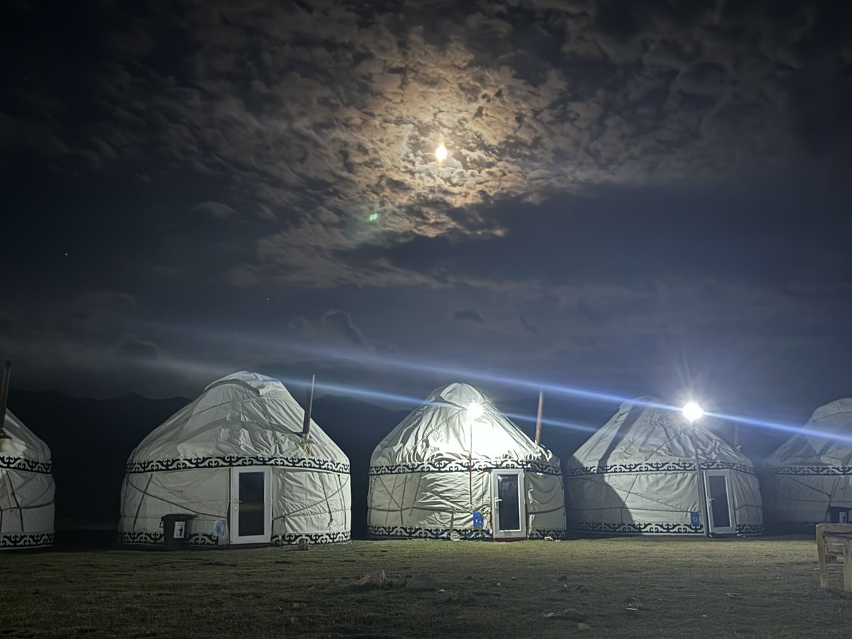 Ah, jet lag. How I’ve missed you. Now you’re here with a vengeance.

Still, the trip allowed me to get shots like this: