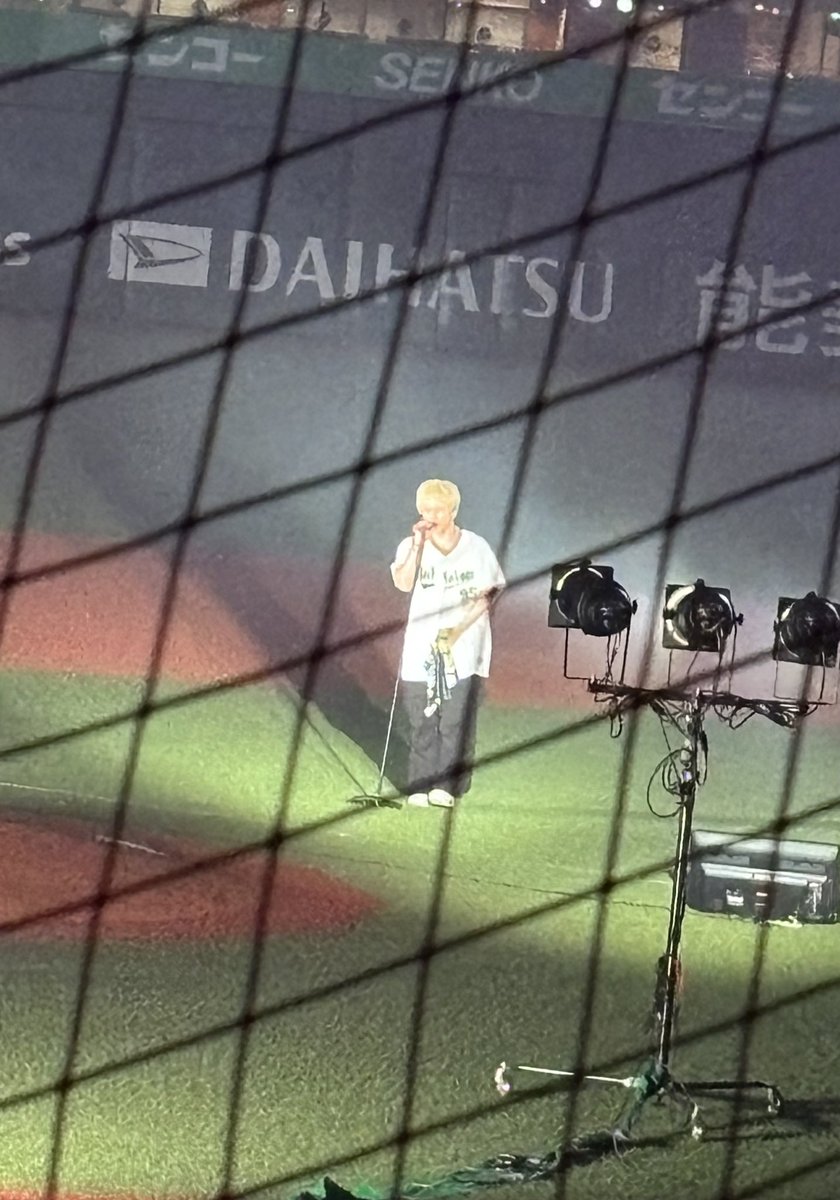 Bs夏の陣　最終日…
iKON  DK   真夏のオリフェス

京セラで一人で歌ってるドンちゃん🩷
めっちゃかっこよかった🩷
応援してるオリックスとiKONが繋がっててすごく嬉しいな〜
iKON全員が揃う日を楽しみに…
オリックス応援しま〜す⚾️