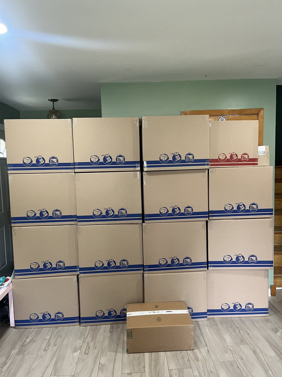 N0way_Josee's tweet image. 158 units going out today. An estimated ~$4K in profit. Getting closer to the goal of the month which was 20k-25k in revenue. #fba #fbaseller #amazonfba #fbaamazon