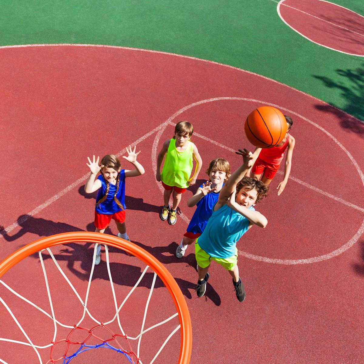 Yohoodofficial's tweet photo. 🏀 Watching these young athletes chase their dreams is what it’s all about. Who else remembers the thrill of shooting that perfect basket?

#basketball #hoops #outdoorfun #kidsactivities #Yohood #DreamChaser https://t.co/f5pMzBIxMv