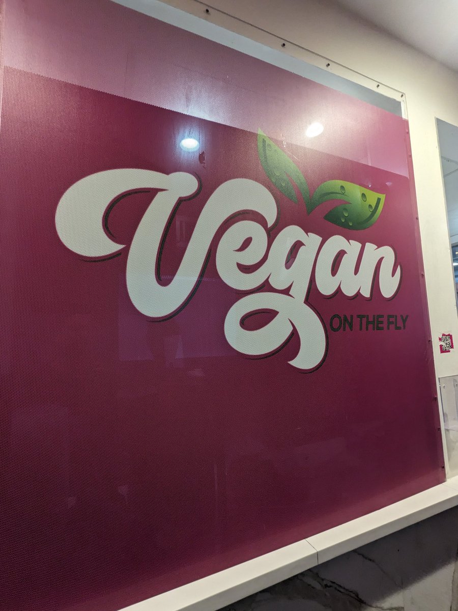 StaircaseWit42's tweet photo. Also snagged some amazing wings at Vegan on the Fly. https://t.co/6g0zt1XMH9