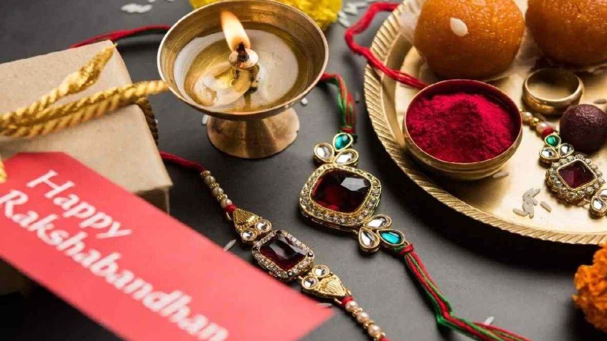 sharmaji10x's tweet photo. Traders must tie the raksha bandhan of stoplosses and strengthen their bond with market volatility through risk management.
Happy Rakshabandhan 💐
#jmresearch
#yourfinancialjourneypartner
#jmfsltd
Regards,
Rahul Sharma
JM Financial Services Ltd. https://t.co/0Og3OlwouF