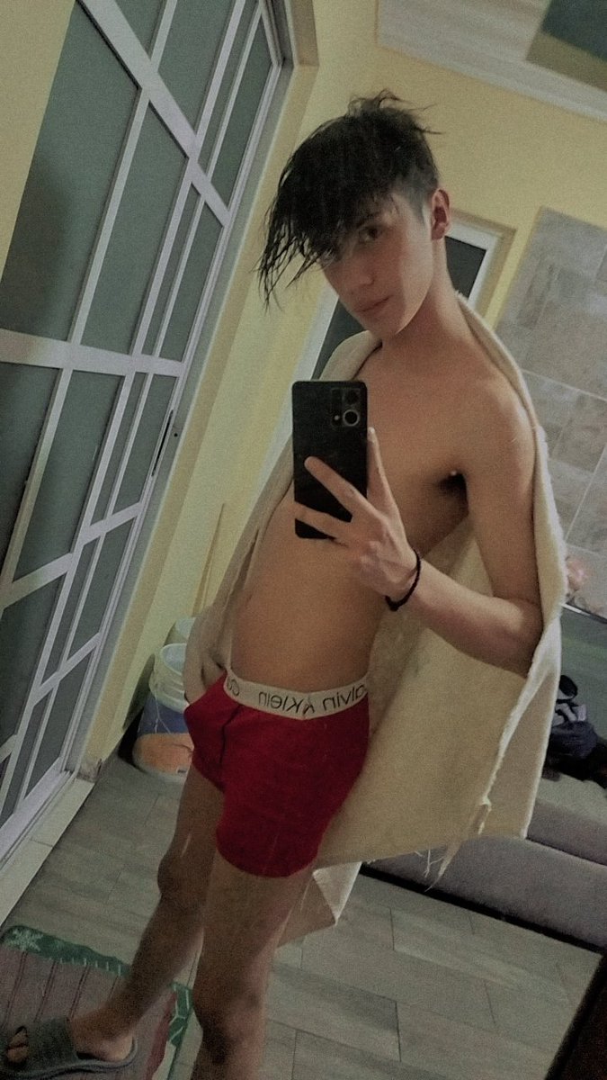 El_flaquitonn's tweet photo. @XXXaRRoz Boxer 🥵 https://t.co/E7Tb8aRjOj