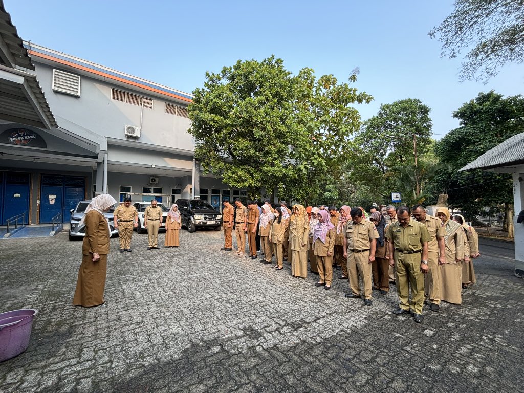 InspektoratBGR's tweet photo. Sampurasun 👋

Senin, 29 Juli 2024 
Kegiatan Apel pagi dilaksanakan oleh Seluruh Staff dan dipimpin oleh Sekretaris Inspektorat Daerah Kota Bogor 

#ApelPagi #InspektoratDaerahKotaBogor #KotaBogor #BogorBerlari https://t.co/TH3ESFkI1I
