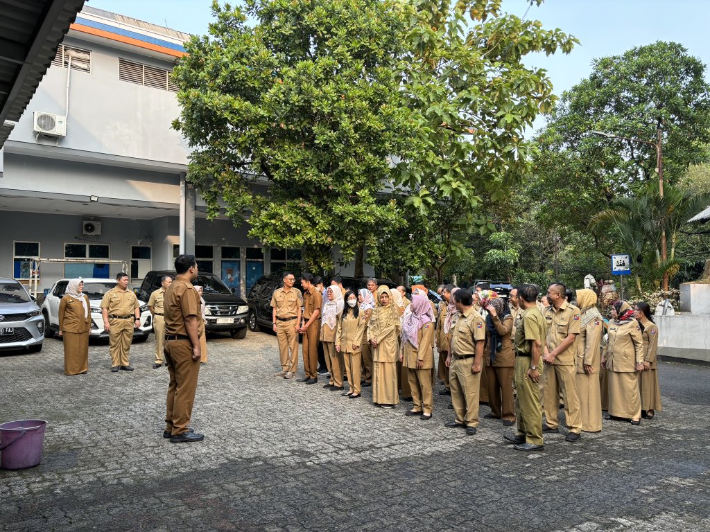 Sampurasun 👋

Senin, 29 Juli 2024 
Kegiatan Apel pagi dilaksanakan oleh Seluruh Staff dan dipimpin oleh Sekretaris Inspektorat Daerah Kota Bogor 

#ApelPagi #InspektoratDaerahKotaBogor #KotaBogor #BogorBerlari