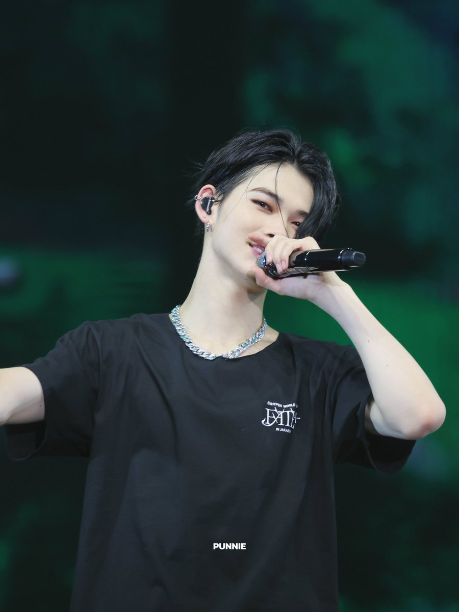 punnie1209's tweet photo. 240818 
🎤

#NI_KI #니키 #ニキ #西村力 
#ENHYPEN #엔하이픈 https://t.co/dYpeM2ksqF