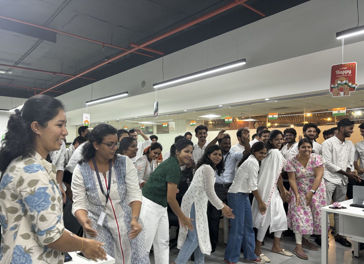 TNP_India's tweet photo. Our office came together, dressed in the vibrant colors of the Tiranga, to celebrate our nation's freedom with patriotic songs, fun activities, and sweet treats.
@sadheeshArun
#independenceday #corporatelife #TeamCulture #WorkplaceCelebration #India #TNPindia #UnityInDiversity https://t.co/sZX66VoxCQ
