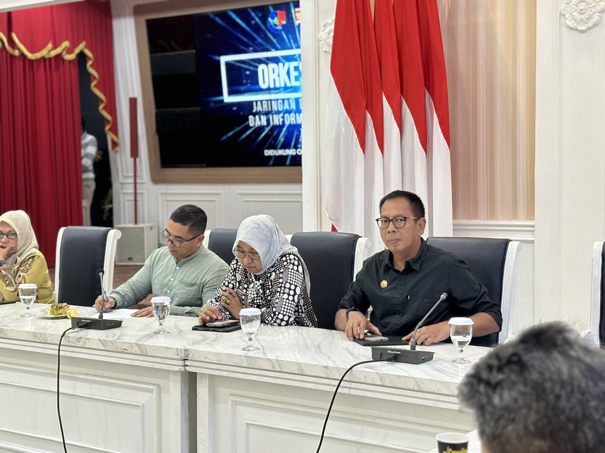 InspektoratBGR's tweet photo. Sampurasun 👋

Selasa, 30 Juli 2024 
Hari ini dilaksanakan Launching Transformasi Jaringan Dokumentasi dan Informasi Hukum JDIH Kota Bogor 5.0 bertempat di Ruang Rapat SriBima Balaikota Bogor 

#InspektoratDaerahKotaBogor #JDIHKotaBogor #KotaBogor #BogorBerlari https://t.co/Wup7sQA1uP