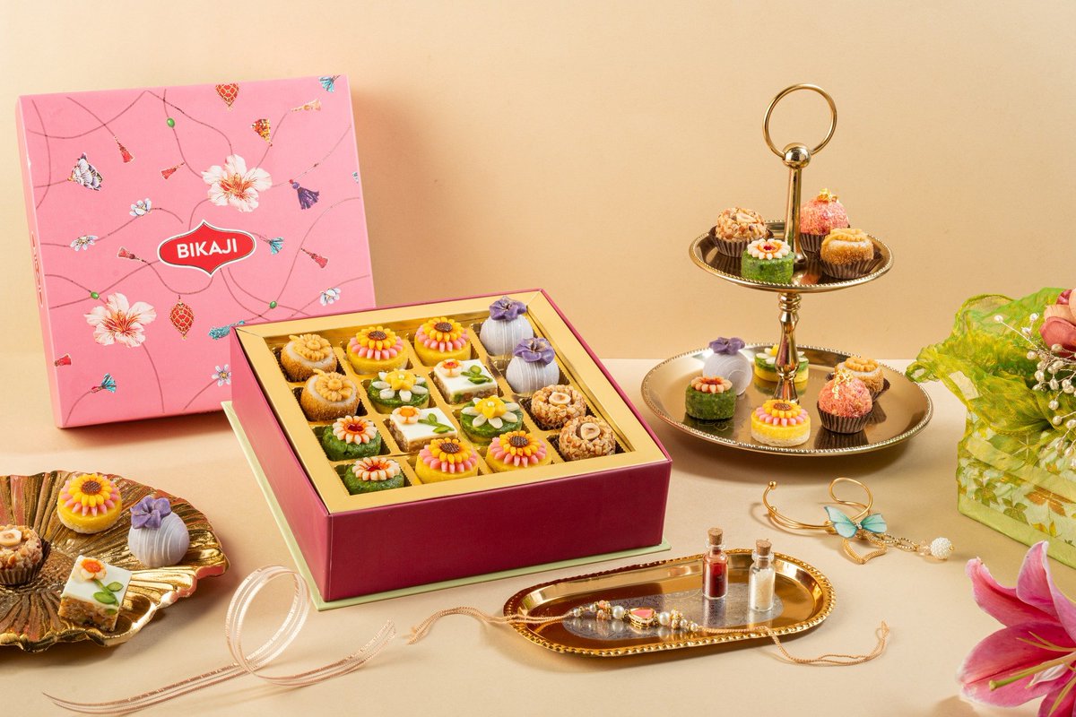 Add a touch of sweetness, because every sibling deserves it! Happy Raksha Bandhan!! Only Available at the Malad Store!
#bikaji #bikajifoods #sweet #indiansweets #mithai #rakshabandhanspecial #malad
