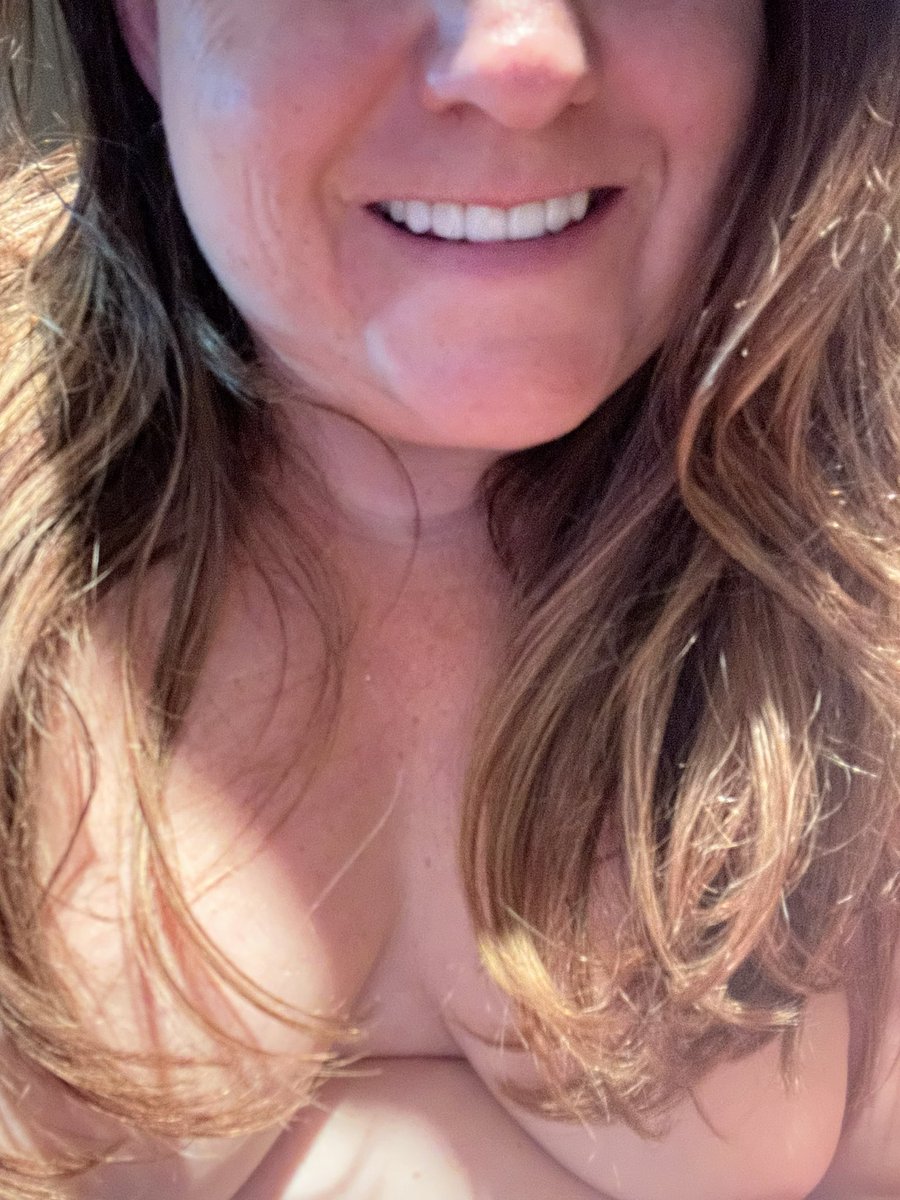 Lots of crickets out here tonight. Enjoying the music!