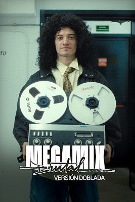 ¿Os acordáis de los megamix, esos discos recopilatorios que lo petaron tanto en los noventa? Nosotros hoy los recordamos gracias al documental Megamix Brutal. Su director <a href="/rafadelosarcos/">rafa de los arcos</a> está con nosotros al teléfono🙂👋🏼