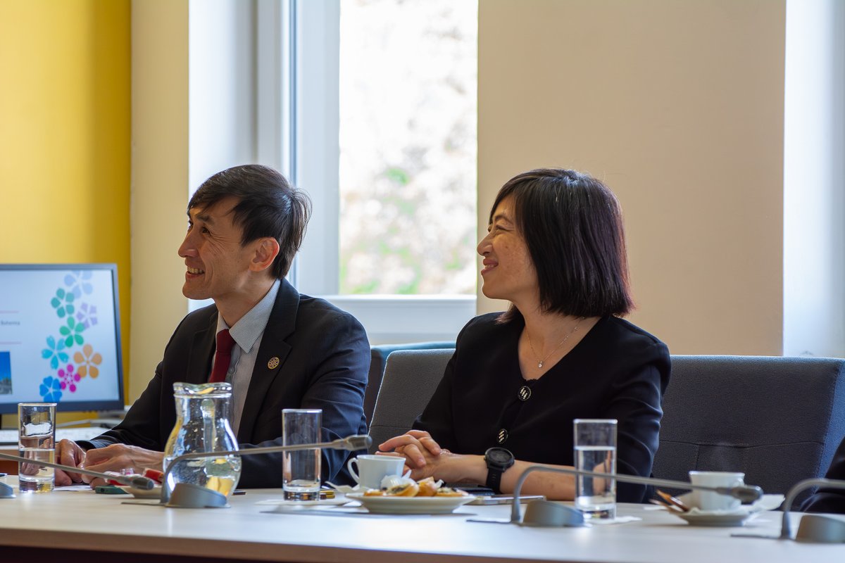 V minulém týdnu se vedení JU setkalo s delegací z tchajwanské National Taiwan Normal University. Na setkání se jednalo o rozšíření dosavadní spolupráce, zejména v oblastech učitelství, sociální práce a vědy. Zástupci partnerské univerzity měli možnost prohlédnout si Akademickou
