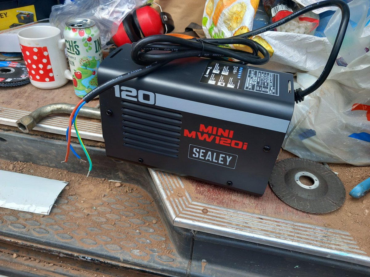 Rowan Purdey tweet media