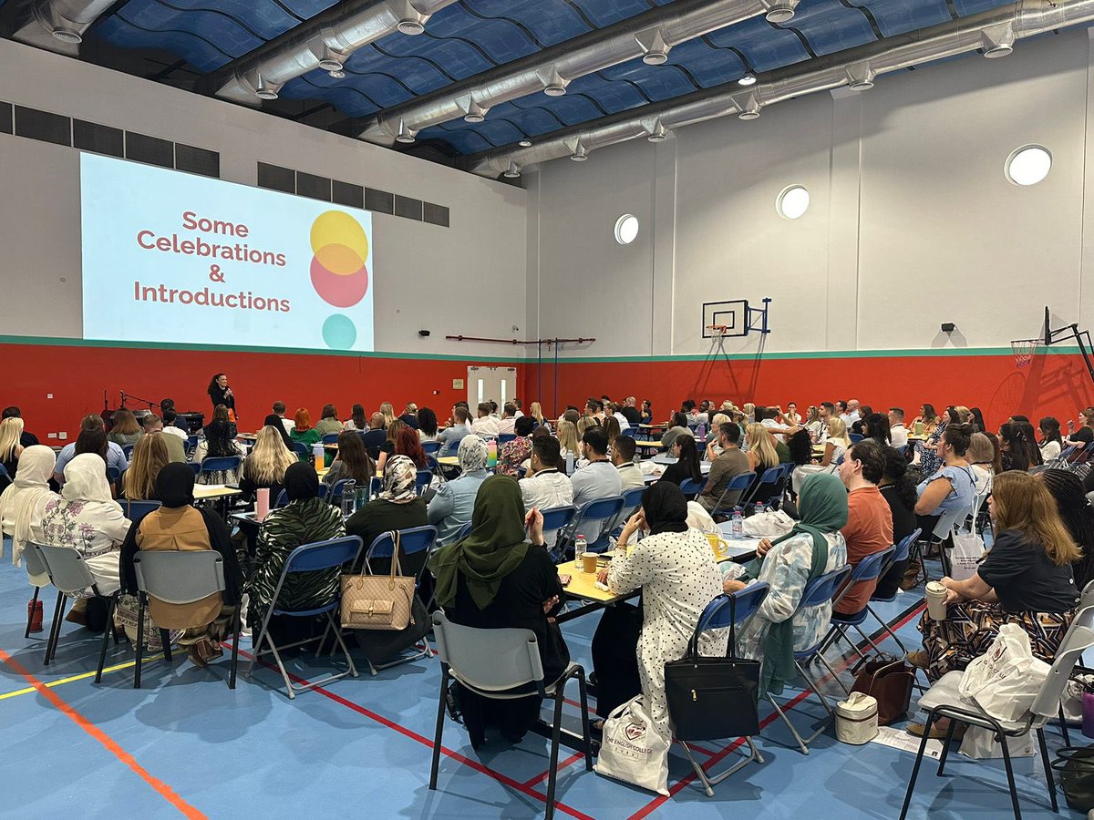 Emily Hopkinson (@ecdprincipal) on Twitter photo Welcome back! It’s incredible to have all our wonderful staff return to EC today to meet all of our new staff. Goody bags for all, with all the essentials <a href="/InfoECDubai/">The English College, Dubai</a> #TheEnglishCollege Welcome back! It’s incredible to have all our wonderful staff return to EC today to meet all of our new staff. Goody bags for all, with all the essentials <a href="/InfoECDubai/">The English College, Dubai</a> #TheEnglishCollege