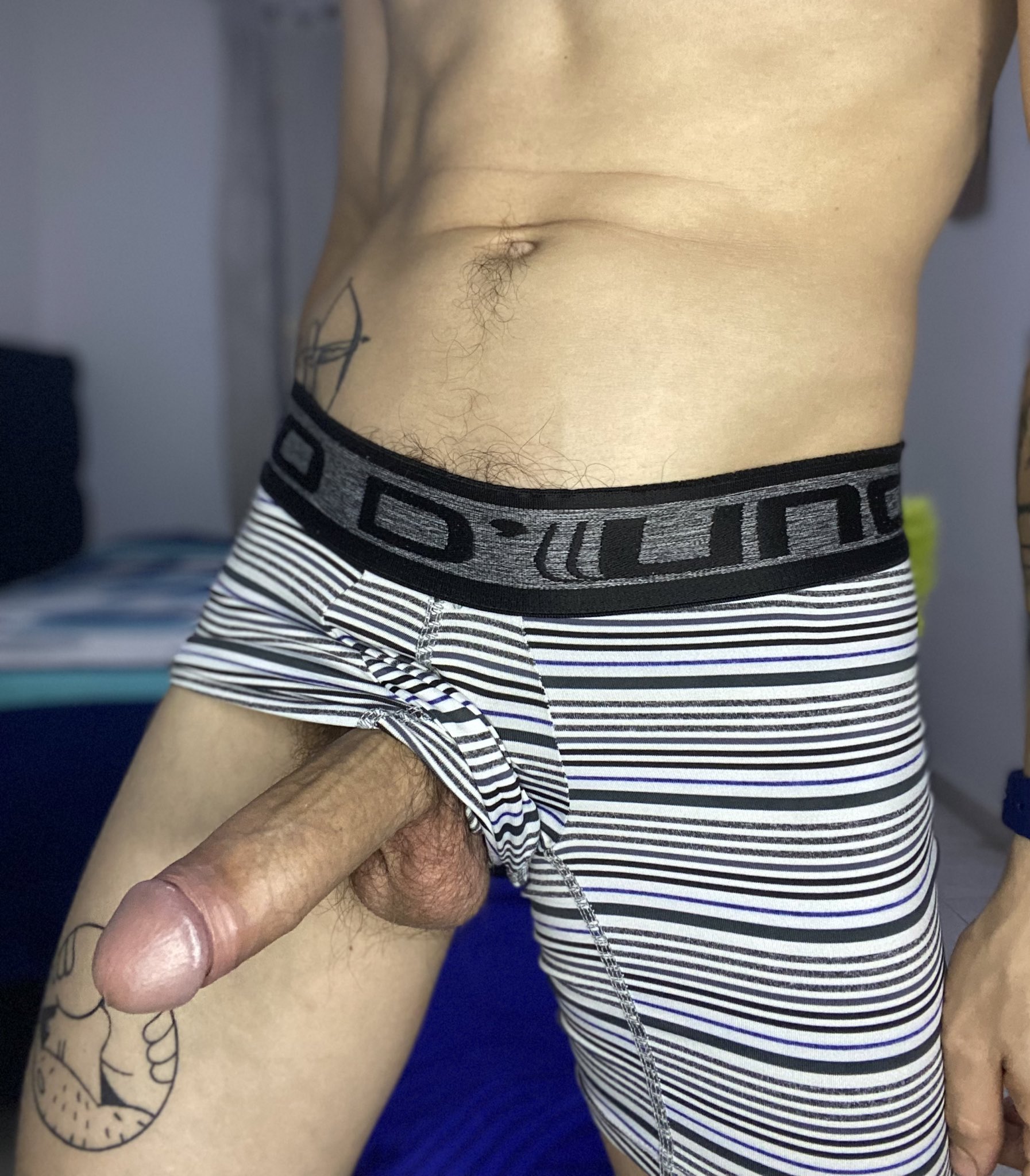 2 pic. 🥵🥴 https://t.co/rJofUL6ntU