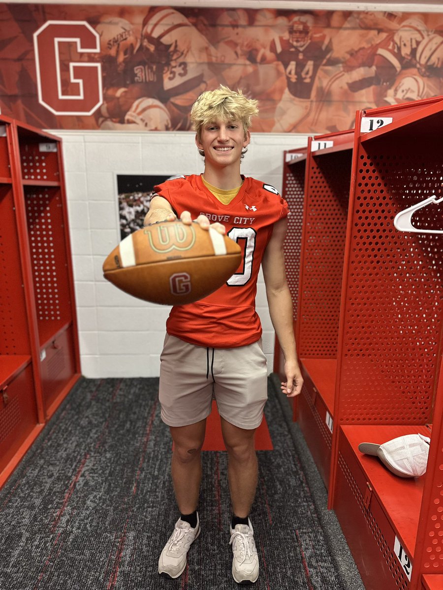 #AGTG #COMMITTED!!!  God has given me many abilities and opportunities that I will forever be grateful for. I want to thank everyone who helped me become who I am today. With that being said, I am proud to announce that I am #Committed to “Glorify God in the pursuit of earning a