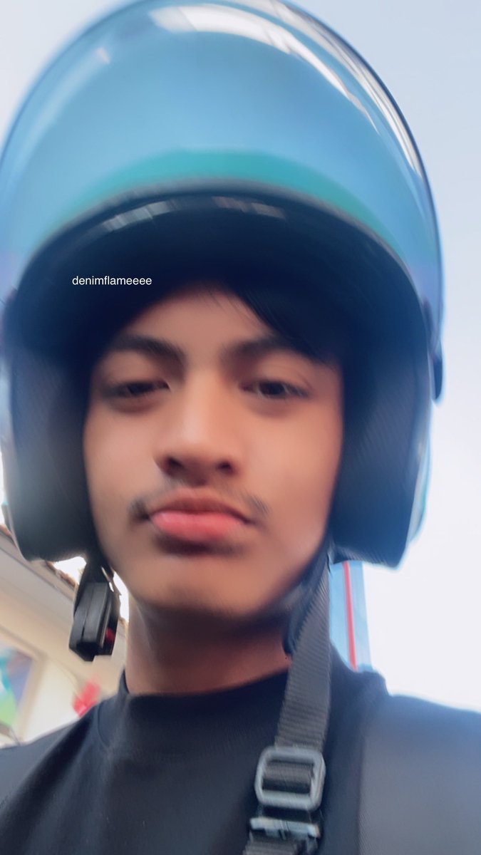 tiba tiba udah senin lagi