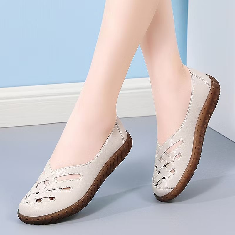 ErlinDonna's tweet photo. Cek FOKU Sepatu Flat Wanita ️Slip On Lembut Kerja Flatshoes Terbaru dengan harga Rp175.000. Dapatkan di Shopee sekarang! https://t.co/SquDAJuD56 https://t.co/ZGH3pIld1J
