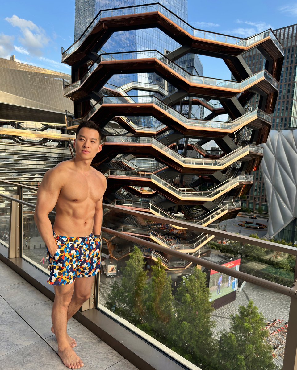 Conway Tam tweet media