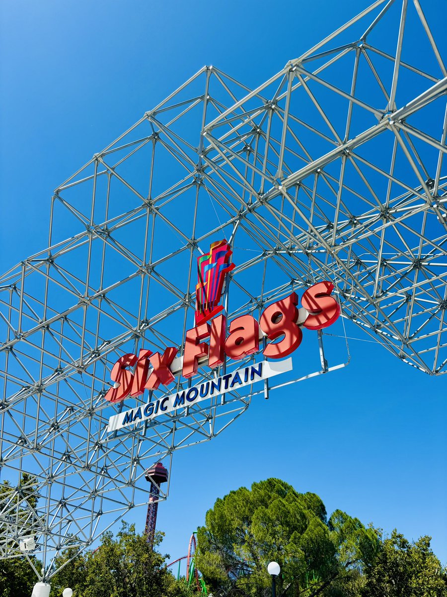 MrsOleary1814's tweet photo. A relaxed few days spent enjoying the sunshine together. We visited Six Flags Magic Mountain, Dave &amp; Busters, and the baseball at San Jose watching the Stockton Ports 🇺🇸🎢👾⚾️🤍😁#SummerHoliday #SummerTime #Summer2024 #FamilyFunInTheSun #California https://t.co/aEEL1nz6K1